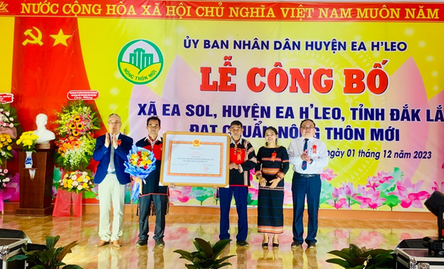 UBND huyện Ea H’Leo tổ chức Lễ công bố xã Ea Sol  đạt chuẩn nông thôn mới.